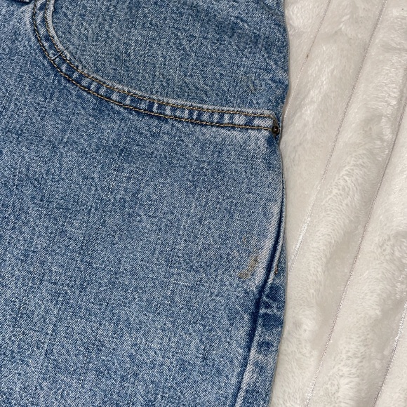 Levis 555 Guy’s Fit Vintage Short | Size 14 - Picture 5 of 12